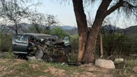 Murió el exintendente de una localidad de Catamarca tras perder el control de su camioneta y chocar contra un árbol
