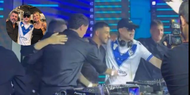 Bizarrap con la camiseta de Vélez