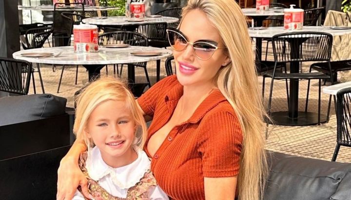 Los looks matchy-matchy de Luciana y Matilda Salazar para darle la bienvenida oficial al verano