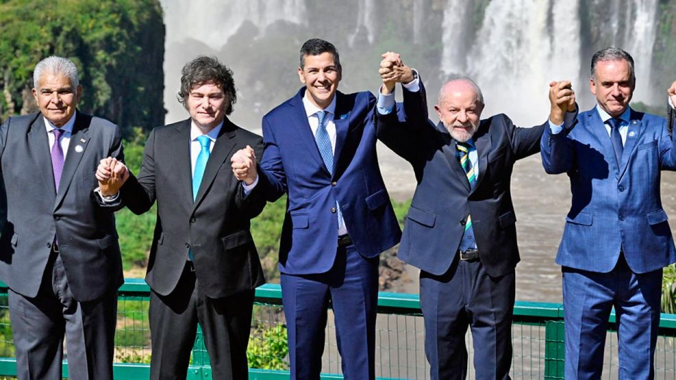 2101225_mercosur_milei_lula_iguazu_afp_g