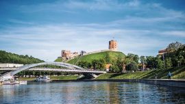 Menos aglomeraciones y acceso a la naturaleza convierten a Vilna (Lituania) en un destino fuera de lo común para 2026.