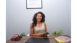 Del anhelo de ser especial al permiso de habitar lo ordinario