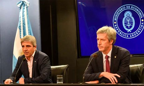 Santiago Bausili, presidente del BCRA, y Luis Caputo 23122025