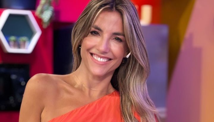 Adiós al maquillaje tradicional: María Belén Ludueña impone el look glow ideal para Navidad