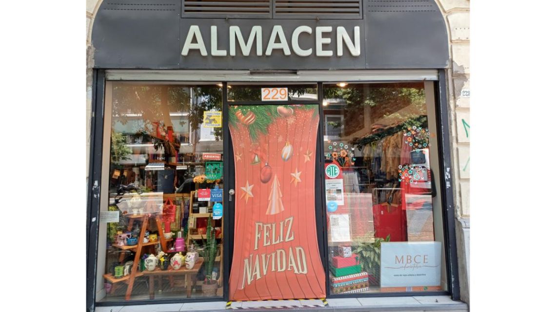 MODA en tiempos de Fiestas: colores, tendencias y una tienda que se transforma con vos