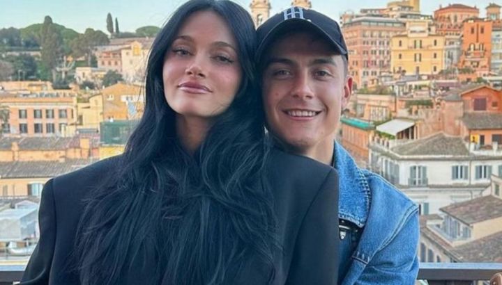 Lejos de su familia, así fue la Navidad de Oriana Sabatini y Paulo Dybala
