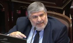 José Mayans, en el debate del Presupuesto en el Senado.