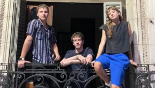 Editorial "La tarea de escribir"