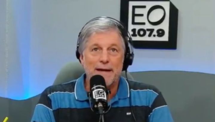 Horacio Cabak se despidió de su programa radial en El Observador: "Fue lo mejor de mi carrera"