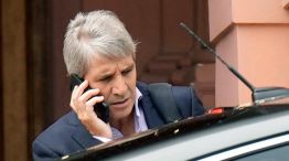 281225_luis_toto_caputo_na_g