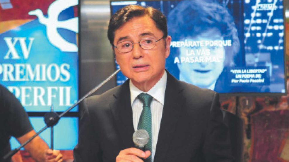 28_12_2025_premios_perfil_jorge_fontevecchia_cedoc_g