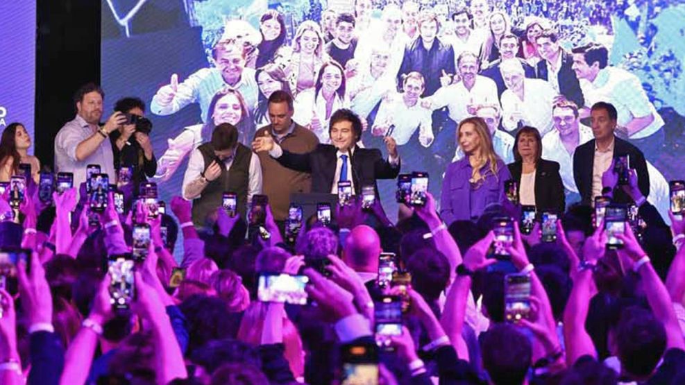 281225_milei_acto_xinhua_g