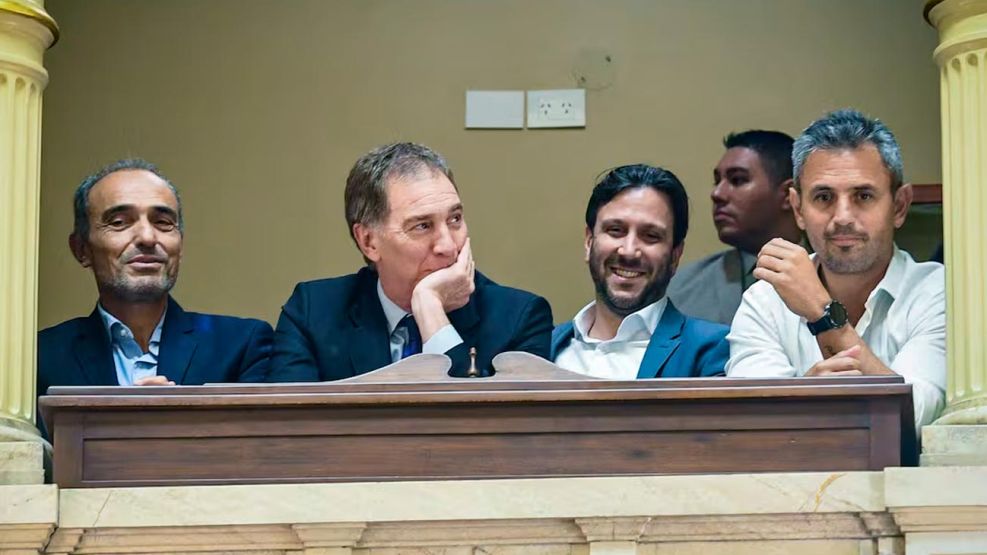 281225_santilli_menem_senado_x_g