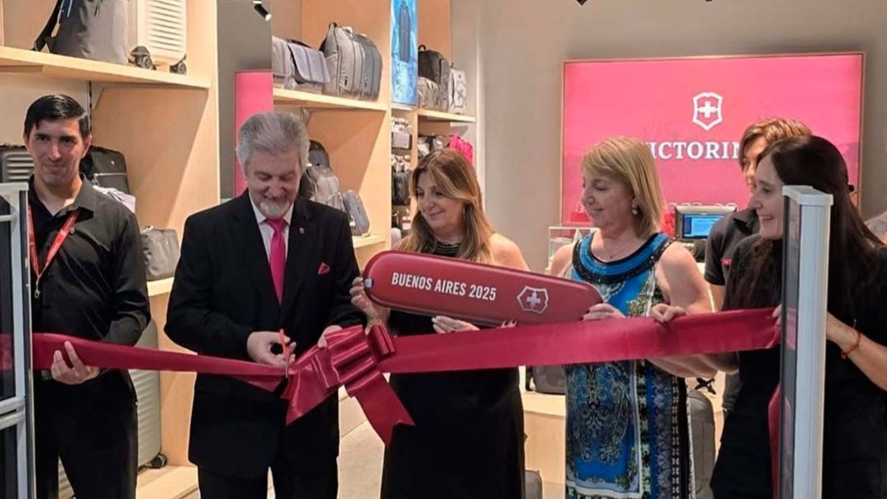 La Victorinox Brand Store Buenos Aires está ubicada en el segundo piso del Shopping Unicenter. | Foto:Victorinox
