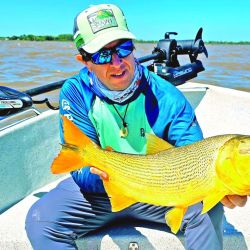 La temporada dorada explotó en Berisso y el Río de la Plata volvió a entregar jornadas intensas llenas de acción. 