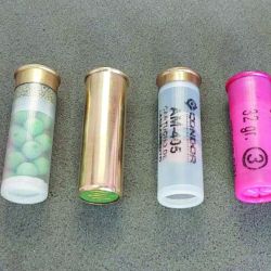 La escopeta es una potente y versátil arma que atraviesa siglos adaptándose a la caza menor, al tiro deportivo y al combate urbano. 