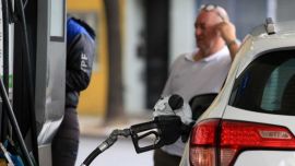 Combustibles: tras otro aumento de 4%, la nafta súper ya supera los $1.800 y mete más presión a la inflación