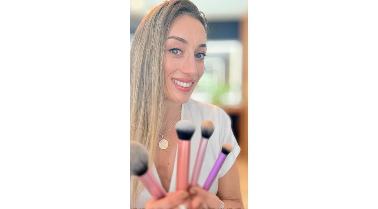 CELESTE SAAG: FORMACIÓN, BELLEZA Y EVOLUCIÓN DIGITAL