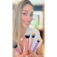 CELESTE SAAG: FORMACIÓN, BELLEZA Y EVOLUCIÓN DIGITAL