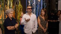 l artista contemporáneo Marcelo Toledo presentó “El fluir del tiempo", la primera intervención de arte textil en el Museo del Agua