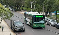 Resistencia debate el uso de apps de transporte