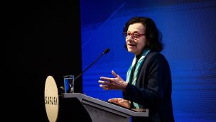 Chilean central bankers led by Rosanna Costa expect gross domestic product will expand as much as 3% in 2026.