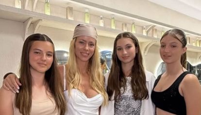 Nicole Neumann y sus hijas