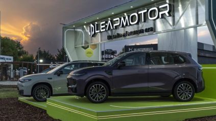 Con más de 215 CV y tracción eléctrica: así son los nuevos SUV de Leapmotor