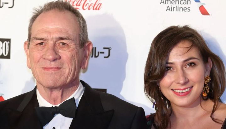 Hallan muerta a Victoria Jones, hija de Tommy Lee Jones, en un hotel el día de Año Nuevo 