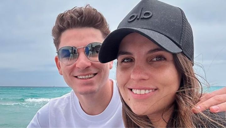 Nació Amadeo, el hijo de Julián Álvarez y Emilia Ferrero: su primera foto