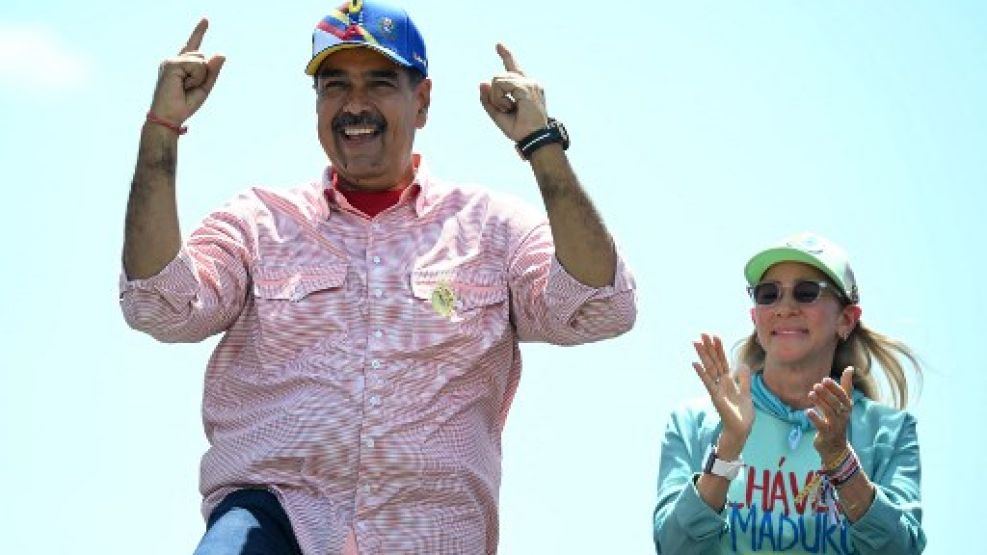 Nicolas Maduro fue capturado junto a su esposa Cilia Flores