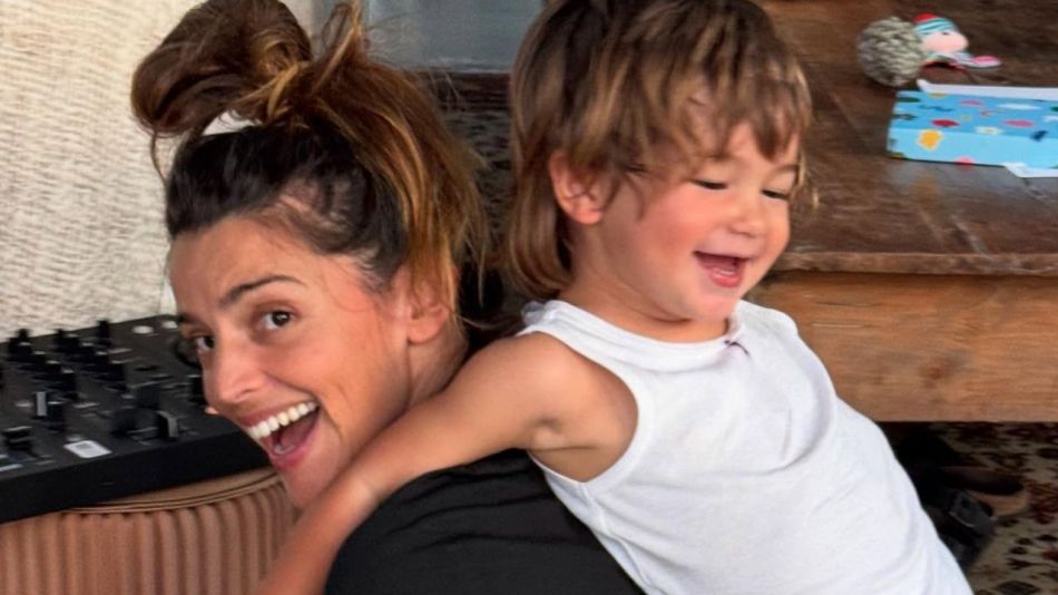 Calu Rivero y su hijo Tao