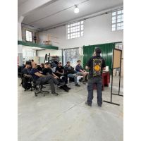 Cuando aprender un oficio cambia una vida: la nueva forma de enseñar herrería