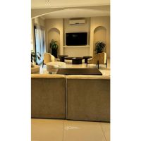 De hogar olvidado a protagonista: cómo darle nueva vida a la chimenea y modernizar el living