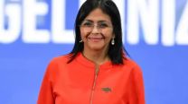 Quién es Delcy Rodríguez, la nueva presidenta que reemplaza a Maduro