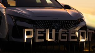 El nuevo Peugeot 408 de 215 CV es uno de los protagonistas del verano