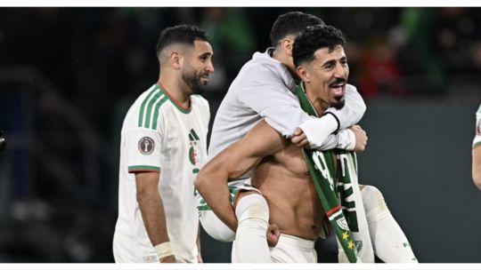 Atención Argentina: Argelia se metió en los cuartos de final de la Copa Africana con un golazo agónico