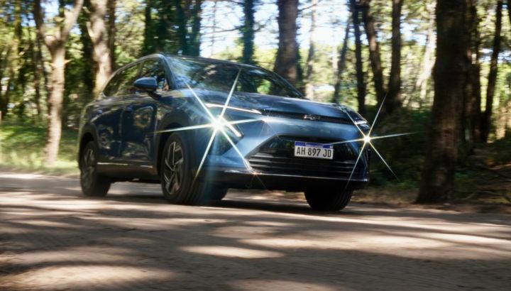 Chevrolet lanza el nuevo Captiva PHEV en Argentina: precio y detalles