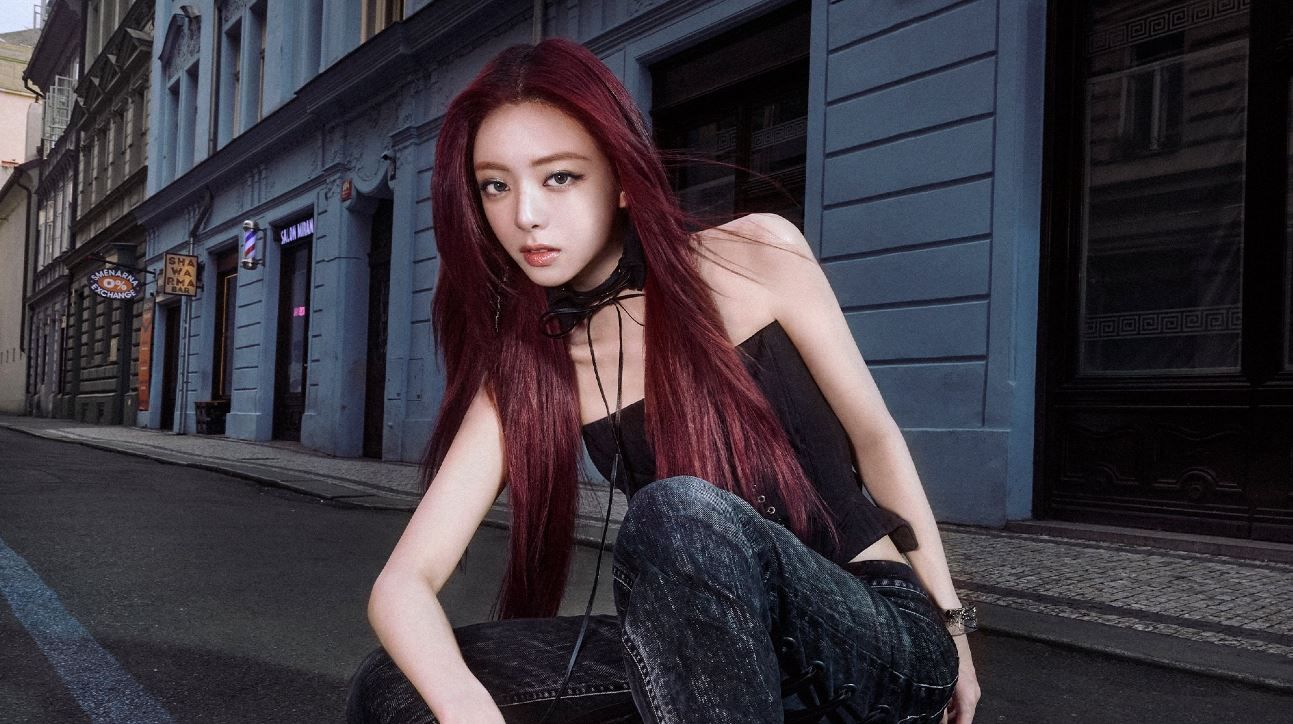 Yuna, del grupo de K-Pop ITZY, hará su debut en solitario con un