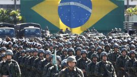 Eleonora Gosman: “Hay alerta roja en las Fuerzas Armadas brasileñas”