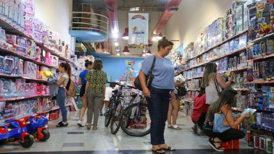 Día del Niño flojo: las ventas cayeron 2,5% pese a las promociones y los juguetes fueron el rubro más golpeado