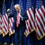 Fotogaleria El presidente de Estados Unidos, Donald Trump, baila un poco después de pronunciar un discurso en el retiro de miembros del Partido Republicano (GOP) de la Cámara de Representantes en el Kennedy Center