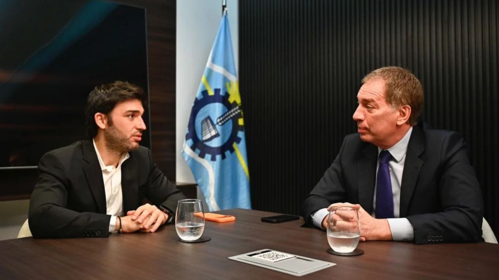 El ministro del Interior, Diego Santilli, visitará este miércoles al gobernador de Chubut, Nacho Torres