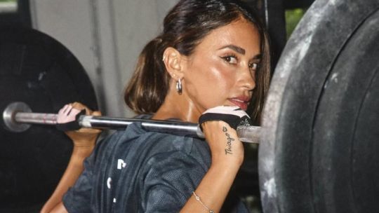 Antonela Roccuzzo y Adidas hacen un GRWM viral con las zapatillas para entrenar que todas quieren llevar