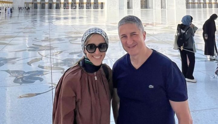 Impactantes rascacielos y lugares de telenovelas: las vacaciones de Adrián Ventura y su esposa en Emiratos Árabes