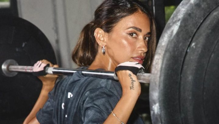 Antonela Roccuzzo y Adidas hacen un GTWM viral con las zapatillas para entrenar que todas quieren llevar