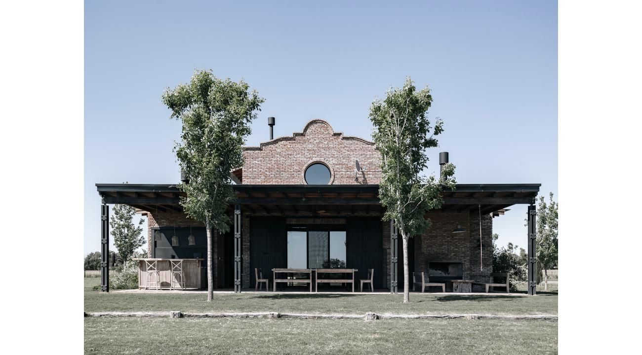 Arquitectura con identidad y respetando el entorno