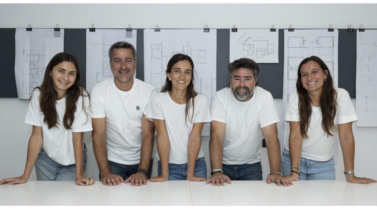 Arquitectura con identidad y respetando el entorno