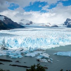 Imagen del glaciar Perito Moreno en el Parque Nacional Los Glaciares, en la provincia de Santa Cruz, Argentina. | Foto:Xinhua/Li Muzi