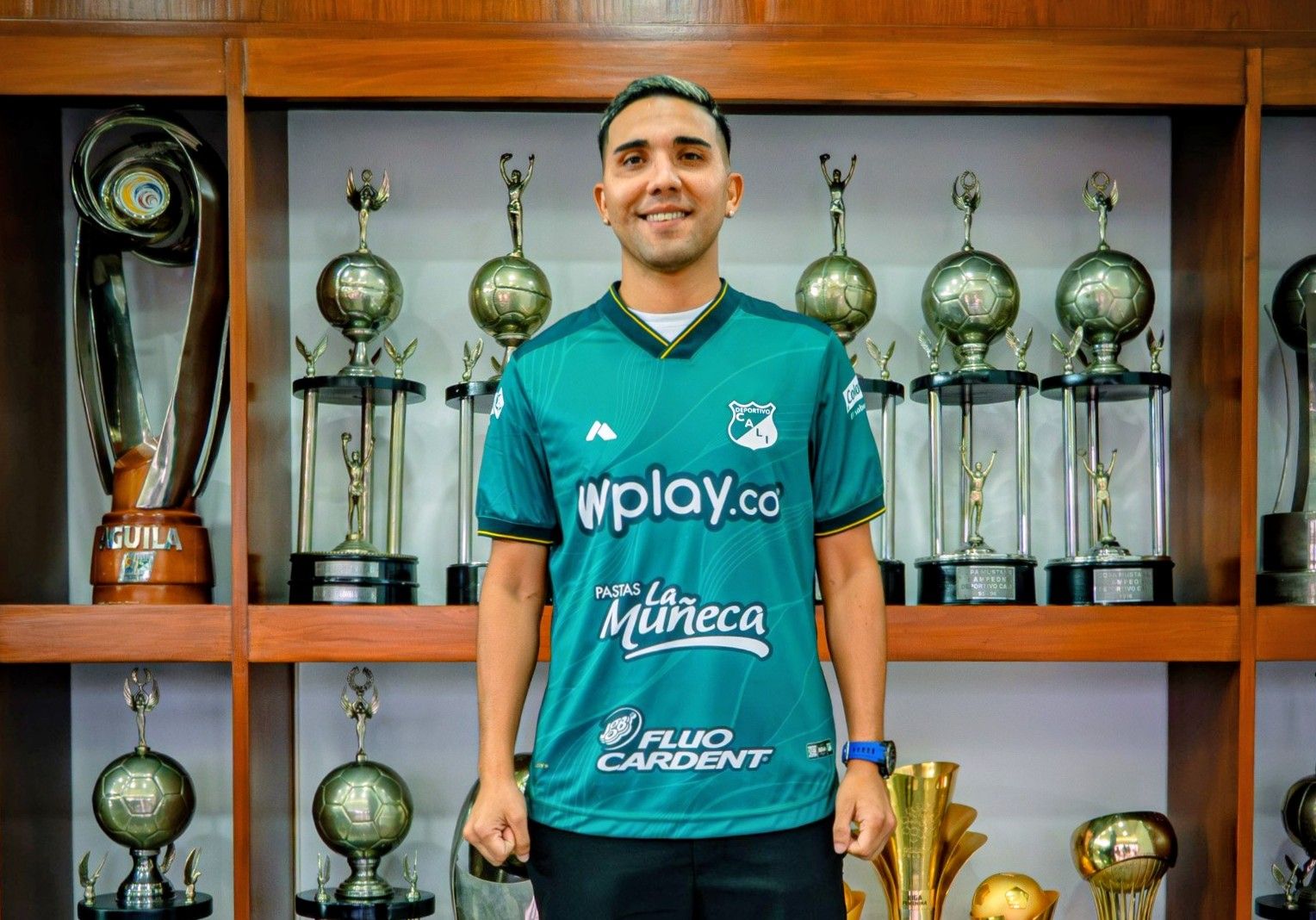 Con dinero y sin dinero, ¿Emanuel Reynoso sigue siendo 'El Rey'? | Perfil Con dinero y sin dinero, ¿Emanuel Reynoso sigue siendo 'El Rey'? | Perfil